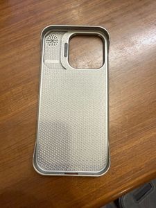 iphone 16 pro perfume case