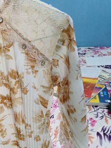 Floral Lace Top