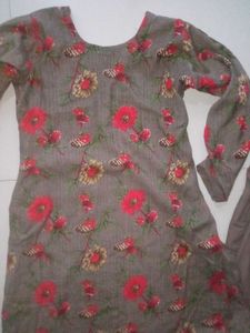 Winter season Floral Printed Kurta sat With Shall