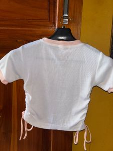 Cute Graphic Print Ruched Crop Top