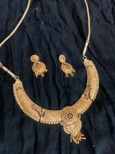Elegant Gold Necklace & Earring Set