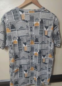 Flying Machine Men's Casual Tshirt. New With Tag.