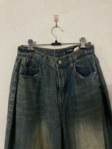 Ripped Baggy Jeans