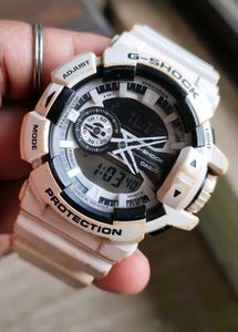 G-Shock White & Black Watch Vintage