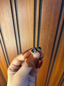 Elegant Green Stone Stud xuping Balis