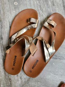 Stylish Gold Strappy Flat Sandals