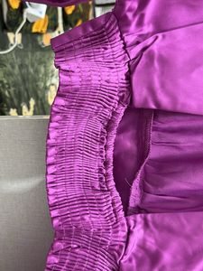 Beautiful Branded Crop Top For Medium