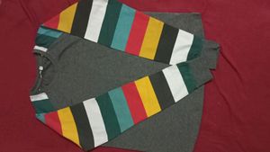 Graphic striped raglan long sleeve tee