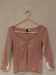 Ruched V-Neck long sleeve crop fitted tee