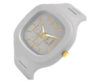 Stylish Grey Analog Watch