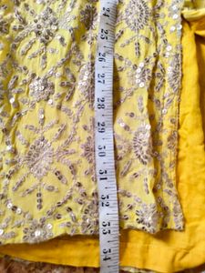Beautiful Yellow Embroidered Kurta Size Small