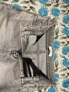 Stylish Grey Denim Mini Skirt