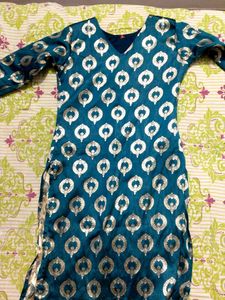 Teal Kurta with Silver Paisley Print