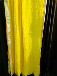 Elegant heavy Punjabi Dupptta 💛