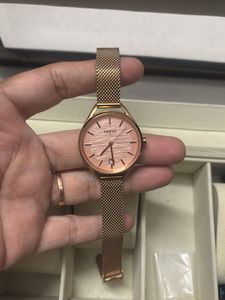 Rose Gold Mesh Strap Watch