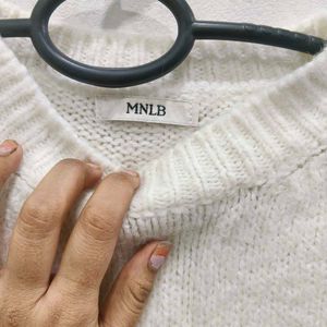 Cozy White Knit Cropped Sweater