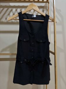 H&amp;M Women’s Black Belted Waistcoat 🖤