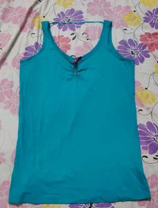 Teal Sleeveless Kurta with Green Leggings