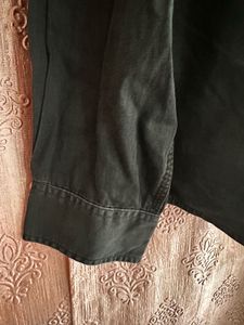 Men's Black Button-Up Shirt