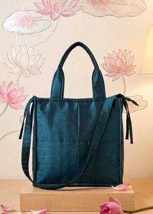 Chic Teal Tote Bag