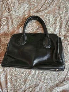 Versatile Black Handbag