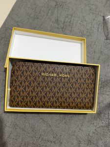 Michael Kors MK Signature Wallet PREMIUM QUALITY W