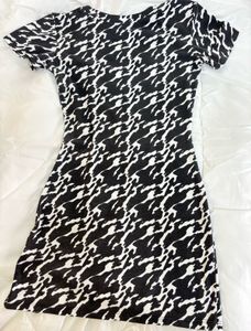 Monochrome Abstract Print Mini Dress