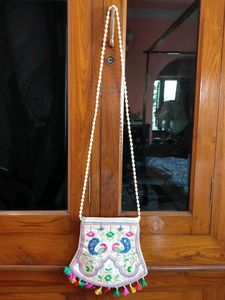 Beautiful Pack of 2 - Sling bag &amp; Clutch