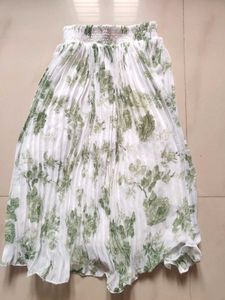 Pleated Floral Midi Skirt
