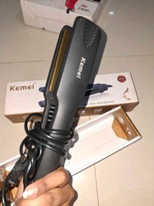 Kemei Professional Hair Straightener