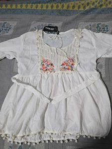 Embroidery White Top