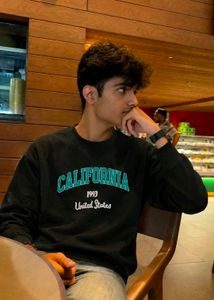 Vintage California 1993 Graphic Sweatshirt