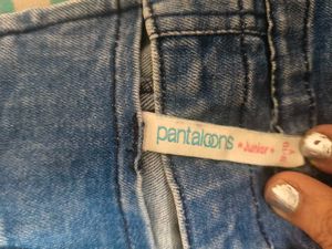 Pantaloons Denim Dangree skirt for 5-7 years