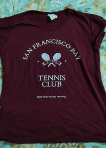Burgundy t shirt