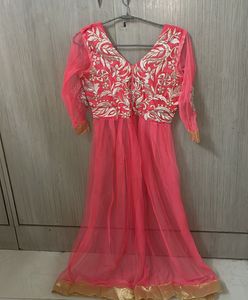 Elegant Ethnic Kurta Set With Chunni