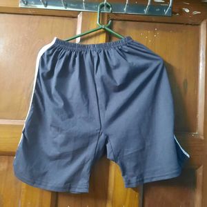 Set of 10 Athletic Shorts with White Stripe
