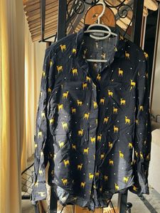 Black Full Sleeve Shirt with Deer Pattern 🖤