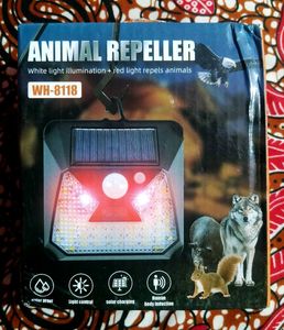 Solar Powered Animal Repellent Light (RH)