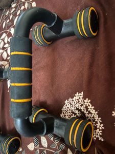 Push-Up Bars