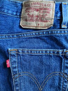 Levi's Denim Shorts - Casual Style