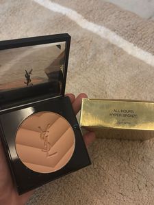 YSL Bronzing Powder shade - 01