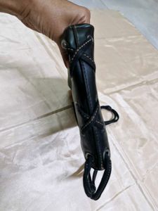 No Chip PU Leather Black Baguette