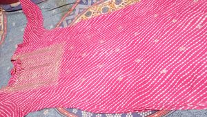 Pink Bandhani Saree