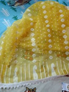Yellow 💛 Beautiful Saree