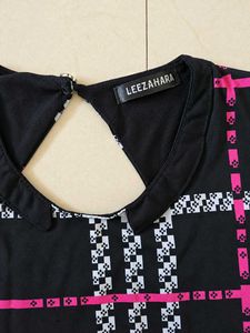 Chic Plaid Sleeveless Top