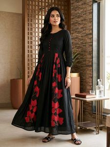 FLORAL BLACK GOWN