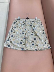 Patterned Ladies Shorts