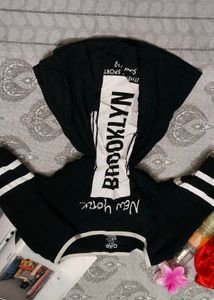 New York Brooklyn Graphic Tee