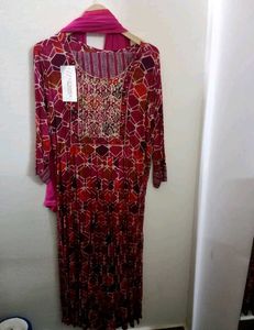Stylish Geometric Print Kurta Set with Dupatta