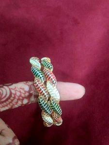 Embellished Leaf Design Bangles